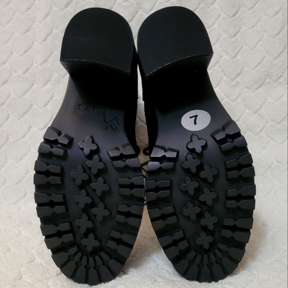 🍃⚘️GBG Los Angeles Guess Combat Boots - Picture 6 of 9